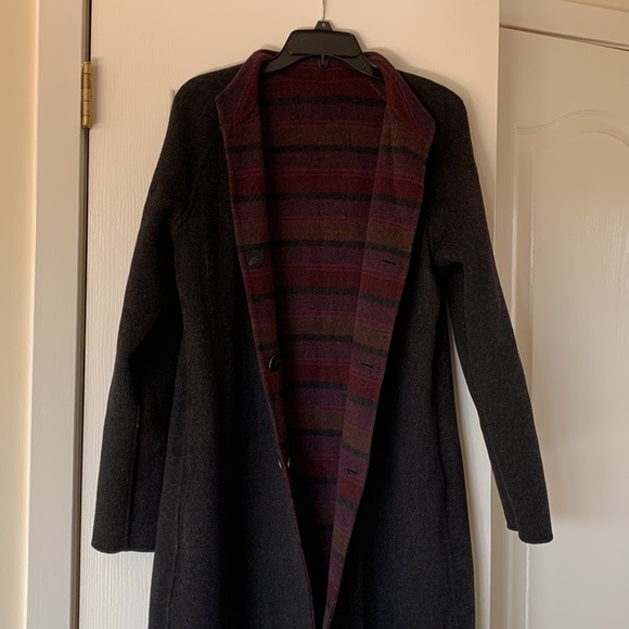 Pendleton soft Wool Wrap Jacket gray black plum stripes Size Large reversible - Picture 7 of 12